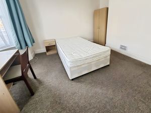 Photo 16- click for photo gallery